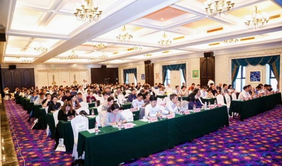 创新技术突破，电王自然散热超充助力实现场站高盈利 