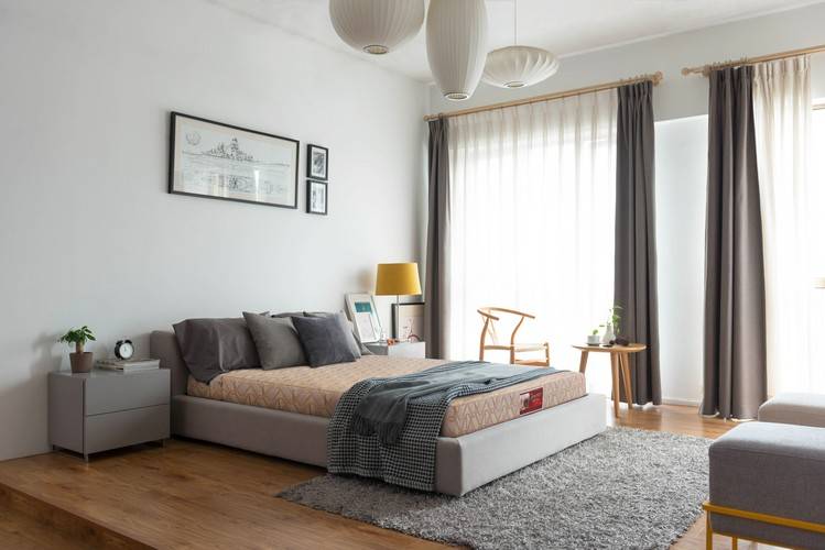 康姿百德磁性床垫青少年成长伴侣，成人减压港湾老年健康之选