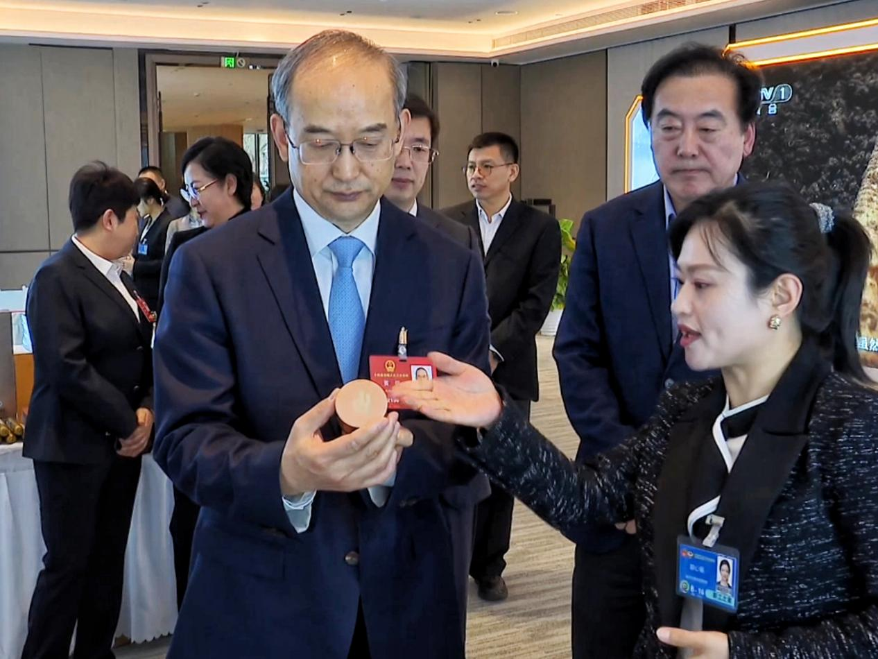 长森源红参浸膏亮相吉林特产展区