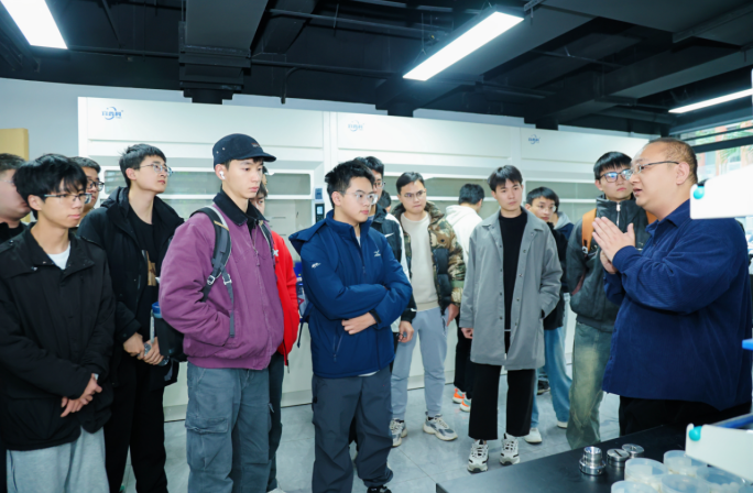 理论对接产业，实践点亮未来！电子科技大学师生走进成都高新区企业活动圆满举行